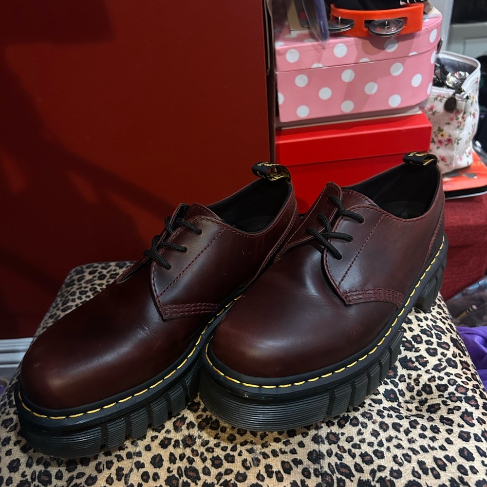 Dr. Martens burgundy, Leather Derby men’s - Picture 2 of 5